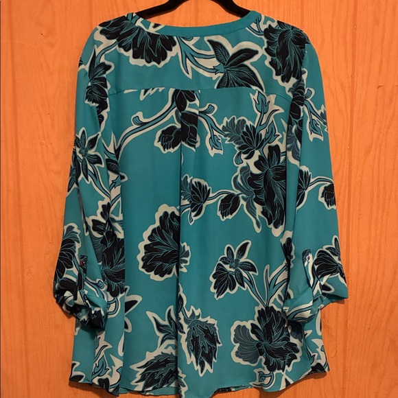 JM Collection Teal and Navy Floral Blouse - Picture 3 of 4